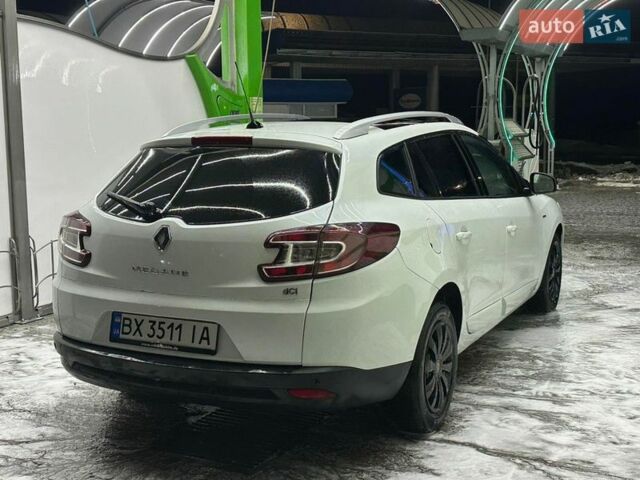 Белый Рено Меган, объемом двигателя 1.5 л и пробегом 286 тыс. км за 6999 $, фото 4 на Automoto.ua