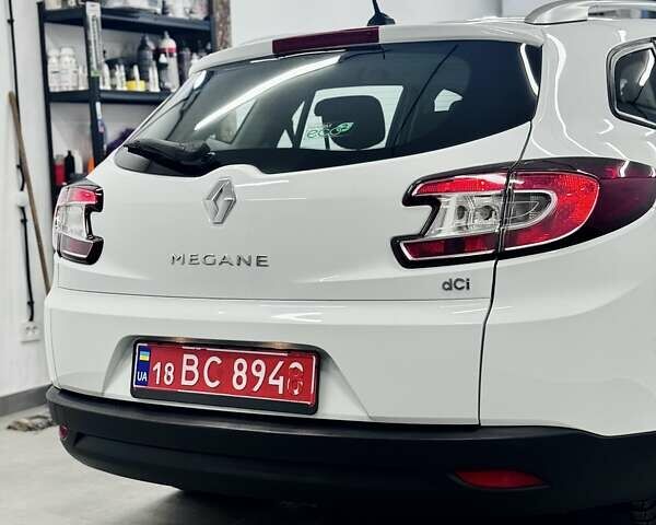 Білий Рено Меган, об'ємом двигуна 1.5 л та пробігом 270 тис. км за 6699 $, фото 25 на Automoto.ua
