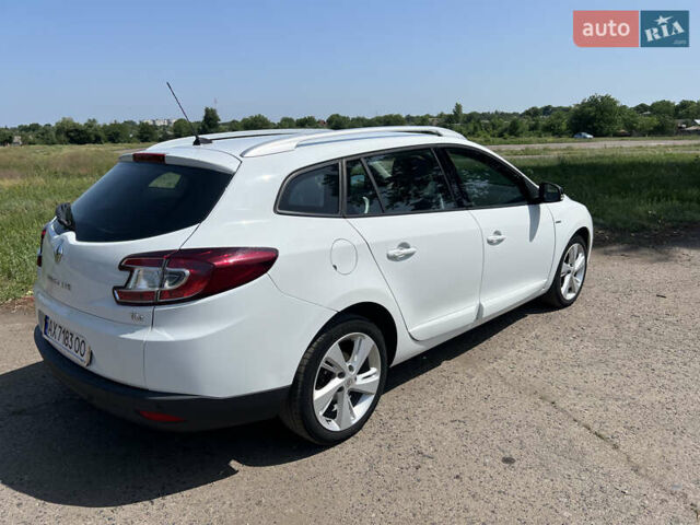 Белый Рено Меган, объемом двигателя 1.4 л и пробегом 191 тыс. км за 8500 $, фото 3 на Automoto.ua