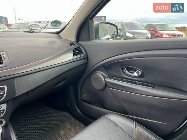 Белый Рено Меган, объемом двигателя 1.5 л и пробегом 240 тыс. км за 8190 $, фото 31 на Automoto.ua