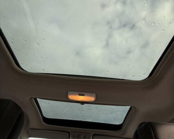 Білий Рено Меган, об'ємом двигуна 1.46 л та пробігом 309 тис. км за 7750 $, фото 11 на Automoto.ua