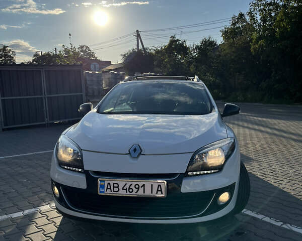 Білий Рено Меган, об'ємом двигуна 1.46 л та пробігом 256 тис. км за 8500 $, фото 7 на Automoto.ua