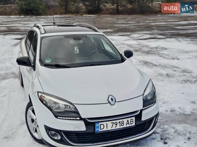 Белый Рено Меган, объемом двигателя 1.46 л и пробегом 245 тыс. км за 9300 $, фото 7 на Automoto.ua