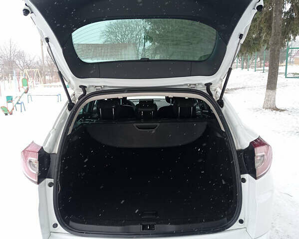 Белый Рено Меган, объемом двигателя 1.5 л и пробегом 276 тыс. км за 7550 $, фото 16 на Automoto.ua