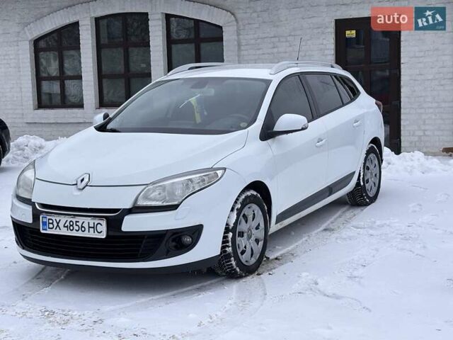 Білий Рено Меган, об'ємом двигуна 1.46 л та пробігом 265 тис. км за 6990 $, фото 16 на Automoto.ua