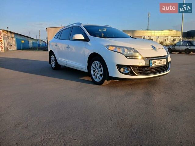 Білий Рено Меган, об'ємом двигуна 1.5 л та пробігом 297 тис. км за 7500 $, фото 1 на Automoto.ua