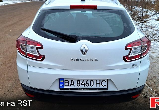 Белый Рено Меган, объемом двигателя 1.4 л и пробегом 18500 тыс. км за 7999 $, фото 3 на Automoto.ua