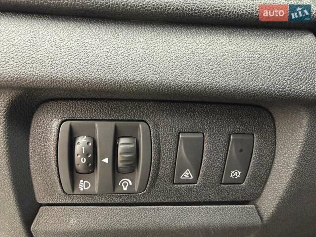 Білий Рено Меган, об'ємом двигуна 1.5 л та пробігом 228 тис. км за 8999 $, фото 100 на Automoto.ua
