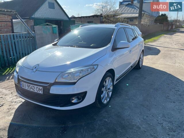 Білий Рено Меган, об'ємом двигуна 2 л та пробігом 296 тис. км за 7000 $, фото 4 на Automoto.ua