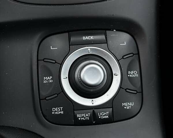 Білий Рено Меган, об'ємом двигуна 1.46 л та пробігом 233 тис. км за 7999 $, фото 32 на Automoto.ua