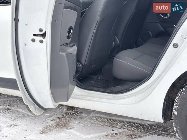 Білий Рено Меган, об'ємом двигуна 1.46 л та пробігом 265 тис. км за 6990 $, фото 50 на Automoto.ua