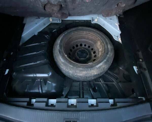 Білий Рено Меган, об'ємом двигуна 1.46 л та пробігом 244 тис. км за 8450 $, фото 17 на Automoto.ua