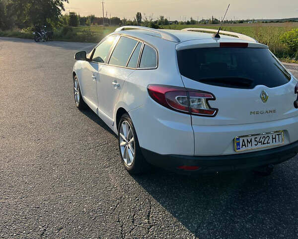 Білий Рено Меган, об'ємом двигуна 1.5 л та пробігом 285 тис. км за 8000 $, фото 9 на Automoto.ua