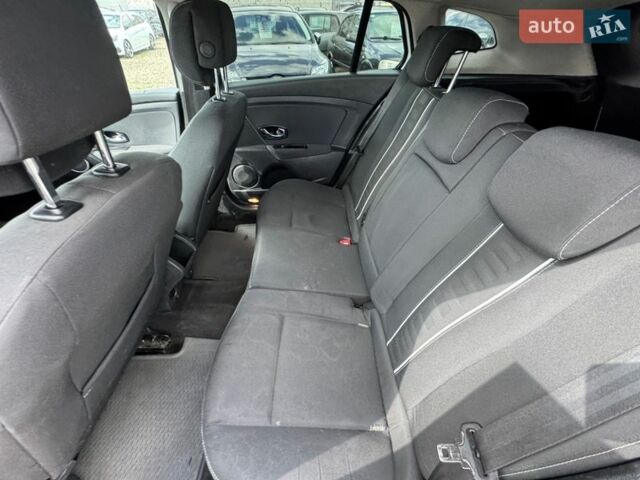 Білий Рено Меган, об'ємом двигуна 1.5 л та пробігом 274 тис. км за 6500 $, фото 50 на Automoto.ua