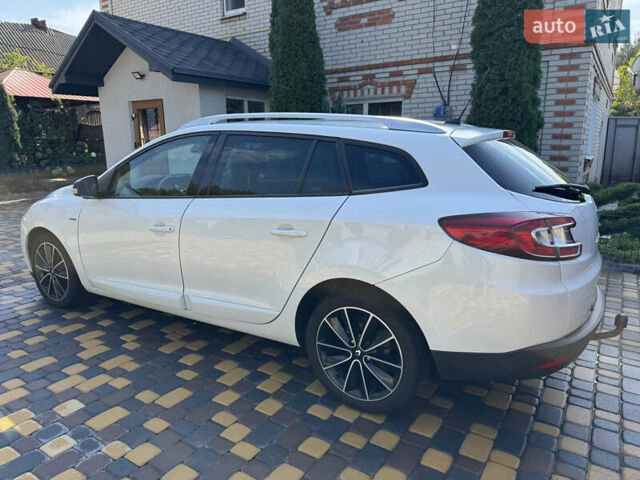 Білий Рено Меган, об'ємом двигуна 1.6 л та пробігом 208 тис. км за 8700 $, фото 26 на Automoto.ua