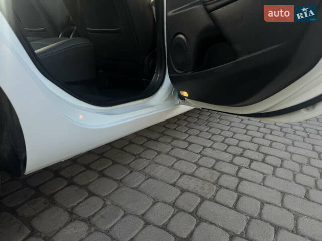 Білий Рено Меган, об'ємом двигуна 1.5 л та пробігом 237 тис. км за 8999 $, фото 52 на Automoto.ua
