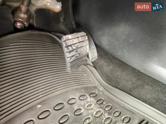 Белый Рено Меган, объемом двигателя 1.5 л и пробегом 250 тыс. км за 6999 $, фото 45 на Automoto.ua