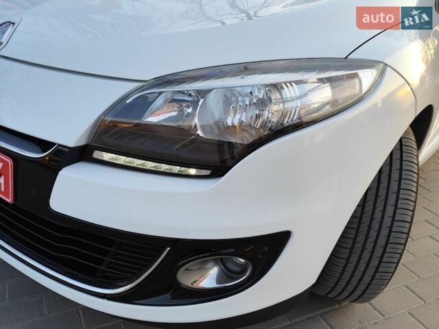 Білий Рено Меган, об'ємом двигуна 1.5 л та пробігом 238 тис. км за 9000 $, фото 10 на Automoto.ua