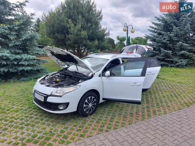 Білий Рено Меган, об'ємом двигуна 1.46 л та пробігом 203 тис. км за 8500 $, фото 10 на Automoto.ua