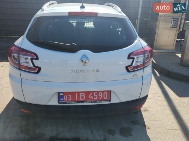 Білий Рено Меган, об'ємом двигуна 1.46 л та пробігом 248 тис. км за 7600 $, фото 8 на Automoto.ua