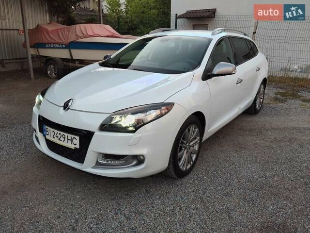 Білий Рено Меган, об'ємом двигуна 1.5 л та пробігом 250 тис. км за 9300 $, фото 1 на Automoto.ua