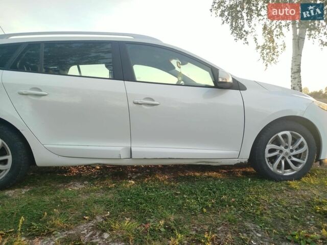 Белый Рено Меган, объемом двигателя 1.5 л и пробегом 297 тыс. км за 5614 $, фото 9 на Automoto.ua