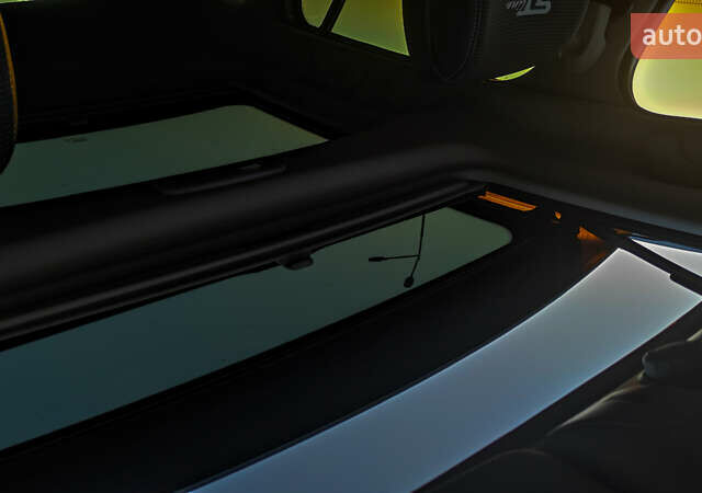 Белый Рено Меган, объемом двигателя 1.5 л и пробегом 198 тыс. км за 10000 $, фото 9 на Automoto.ua