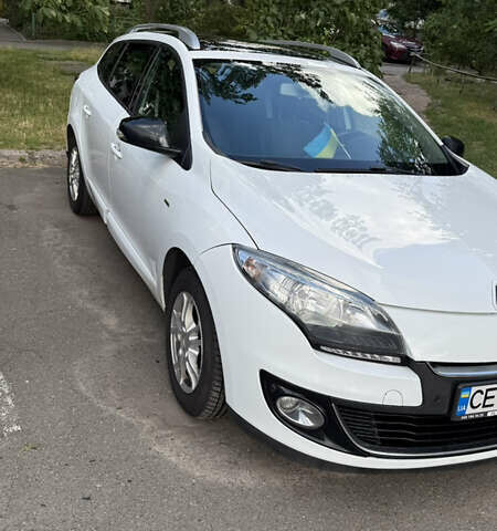 Белый Рено Меган, объемом двигателя 1.46 л и пробегом 320 тыс. км за 9300 $, фото 1 на Automoto.ua