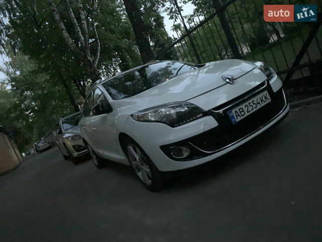Білий Рено Меган, об'ємом двигуна 1.46 л та пробігом 269 тис. км за 8000 $, фото 27 на Automoto.ua