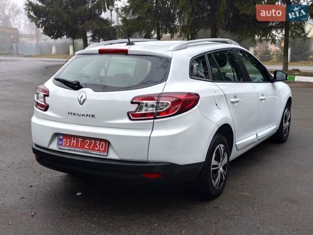 Белый Рено Меган, объемом двигателя 1.6 л и пробегом 57 тыс. км за 7750 $, фото 10 на Automoto.ua