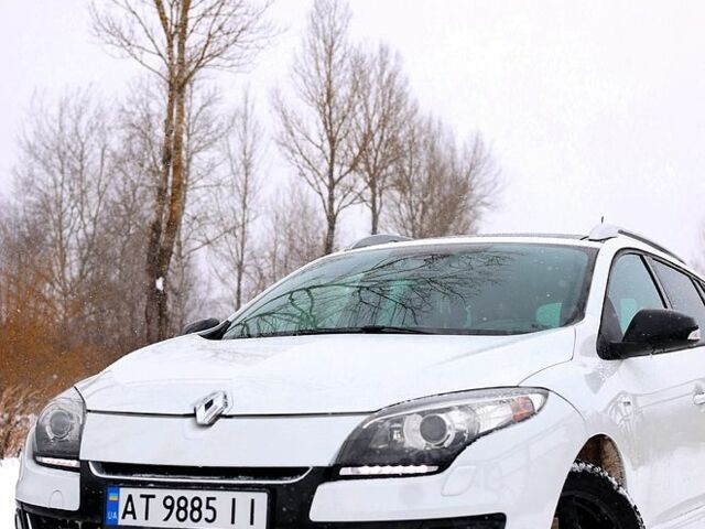 Білий Рено Меган, об'ємом двигуна 1.5 л та пробігом 31900 тис. км за 7700 $, фото 1 на Automoto.ua