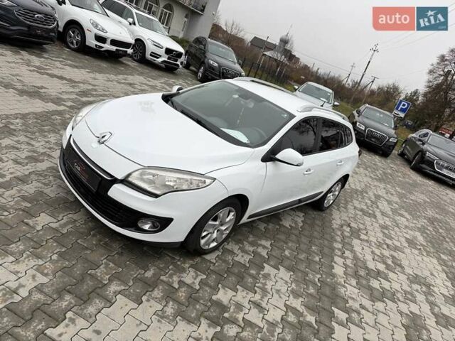Белый Рено Меган, объемом двигателя 1.46 л и пробегом 306 тыс. км за 7200 $, фото 3 на Automoto.ua