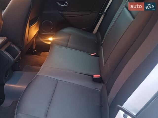 Белый Рено Меган, объемом двигателя 1.46 л и пробегом 235 тыс. км за 7700 $, фото 19 на Automoto.ua