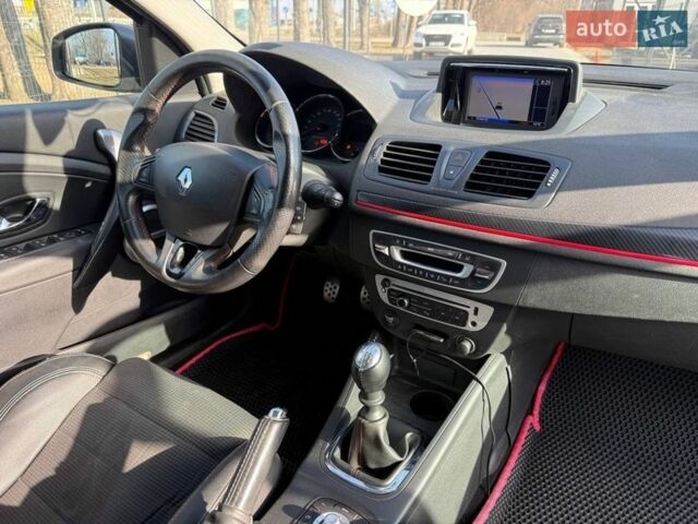 Білий Рено Меган, об'ємом двигуна 1.46 л та пробігом 324 тис. км за 6900 $, фото 54 на Automoto.ua