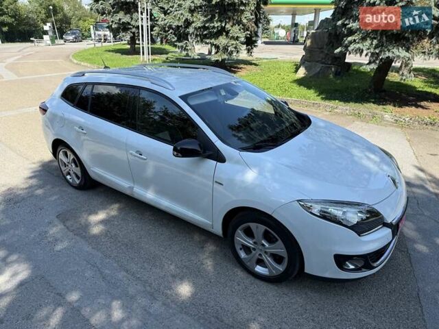Белый Рено Меган, объемом двигателя 1.5 л и пробегом 225 тыс. км за 7699 $, фото 114 на Automoto.ua