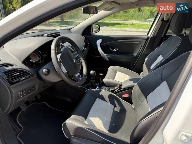 Белый Рено Меган, объемом двигателя 1.5 л и пробегом 225 тыс. км за 7699 $, фото 90 на Automoto.ua