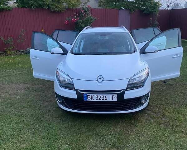Білий Рено Меган, об'ємом двигуна 1.46 л та пробігом 244 тис. км за 8450 $, фото 6 на Automoto.ua