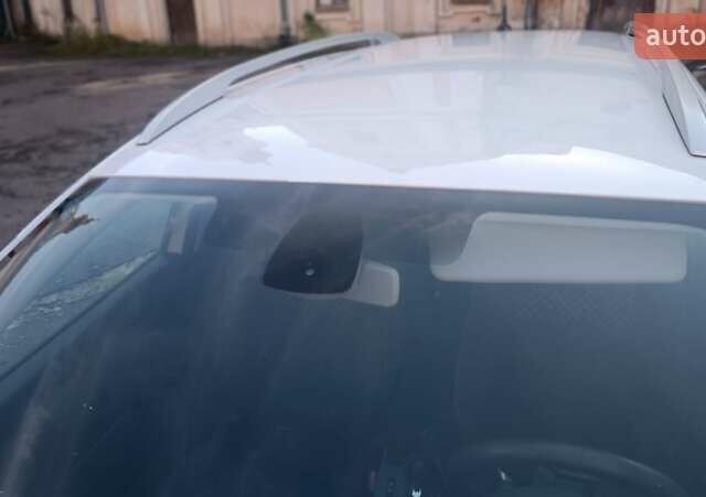 Белый Рено Меган, объемом двигателя 1.5 л и пробегом 265 тыс. км за 6900 $, фото 27 на Automoto.ua