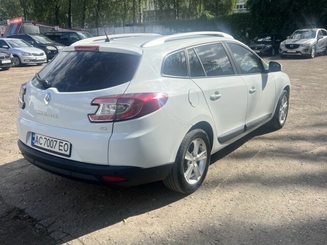 Білий Рено Меган, об'ємом двигуна 1.5 л та пробігом 240 тис. км за 8000 $, фото 4 на Automoto.ua