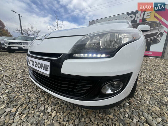 Белый Рено Меган, объемом двигателя 1.46 л и пробегом 255 тыс. км за 6500 $, фото 32 на Automoto.ua