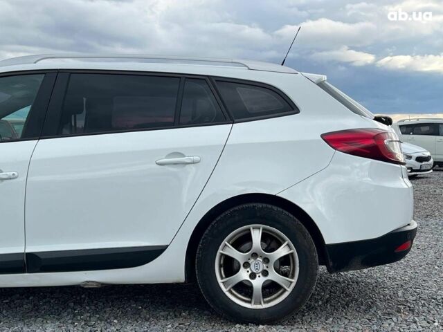 Білий Рено Меган, об'ємом двигуна 1.5 л та пробігом 240 тис. км за 8190 $, фото 5 на Automoto.ua