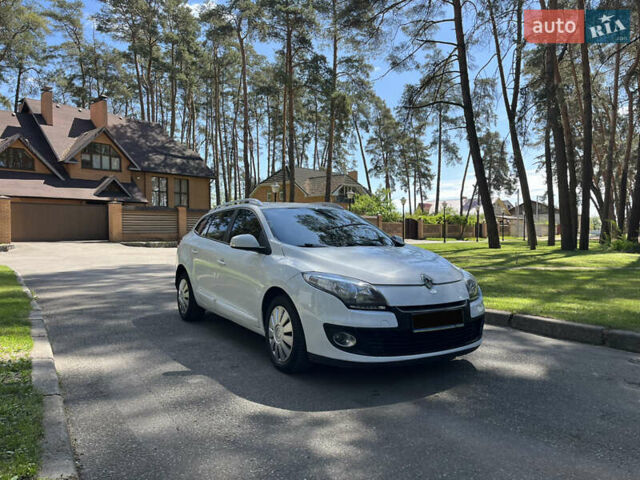 Білий Рено Меган, об'ємом двигуна 1.5 л та пробігом 210 тис. км за 6200 $, фото 26 на Automoto.ua