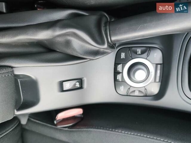 Білий Рено Меган, об'ємом двигуна 1.6 л та пробігом 194 тис. км за 7700 $, фото 28 на Automoto.ua