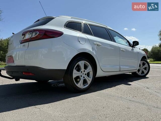 Белый Рено Меган, объемом двигателя 1.5 л и пробегом 225 тыс. км за 7699 $, фото 26 на Automoto.ua