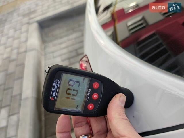 Белый Рено Меган, объемом двигателя 1.46 л и пробегом 250 тыс. км за 6500 $, фото 80 на Automoto.ua