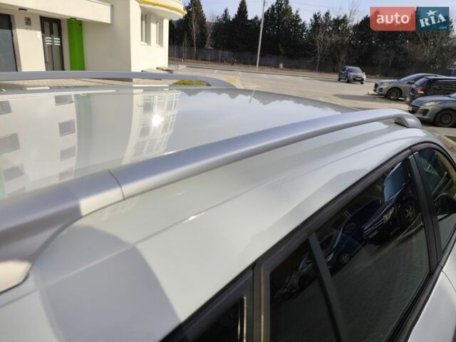 Белый Рено Меган, объемом двигателя 1.5 л и пробегом 250 тыс. км за 6999 $, фото 28 на Automoto.ua