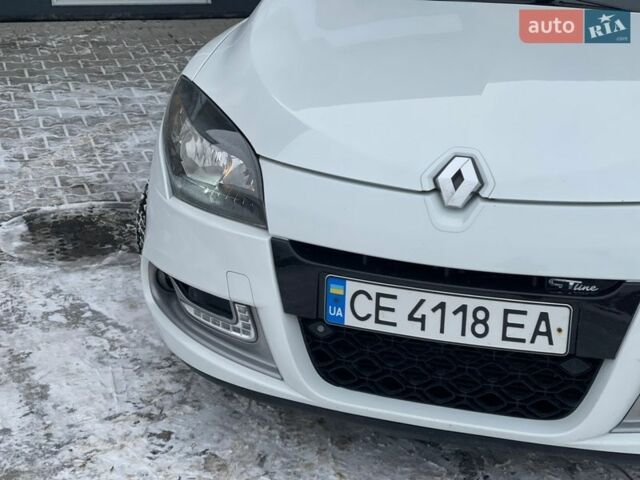 Белый Рено Меган, объемом двигателя 1.46 л и пробегом 200 тыс. км за 9200 $, фото 4 на Automoto.ua