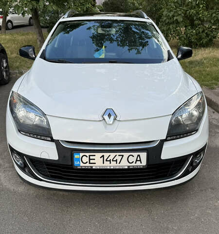 Белый Рено Меган, объемом двигателя 1.46 л и пробегом 320 тыс. км за 9300 $, фото 4 на Automoto.ua