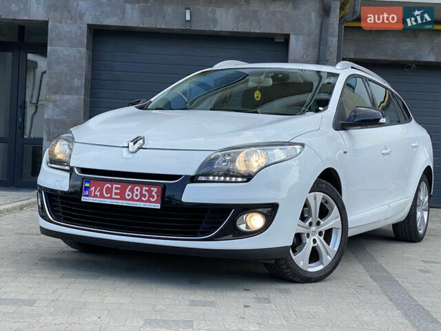 Білий Рено Меган, об'ємом двигуна 1.5 л та пробігом 226 тис. км за 8700 $, фото 2 на Automoto.ua