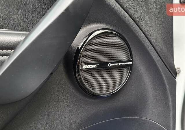 Білий Рено Меган, об'ємом двигуна 1.46 л та пробігом 240 тис. км за 8200 $, фото 12 на Automoto.ua